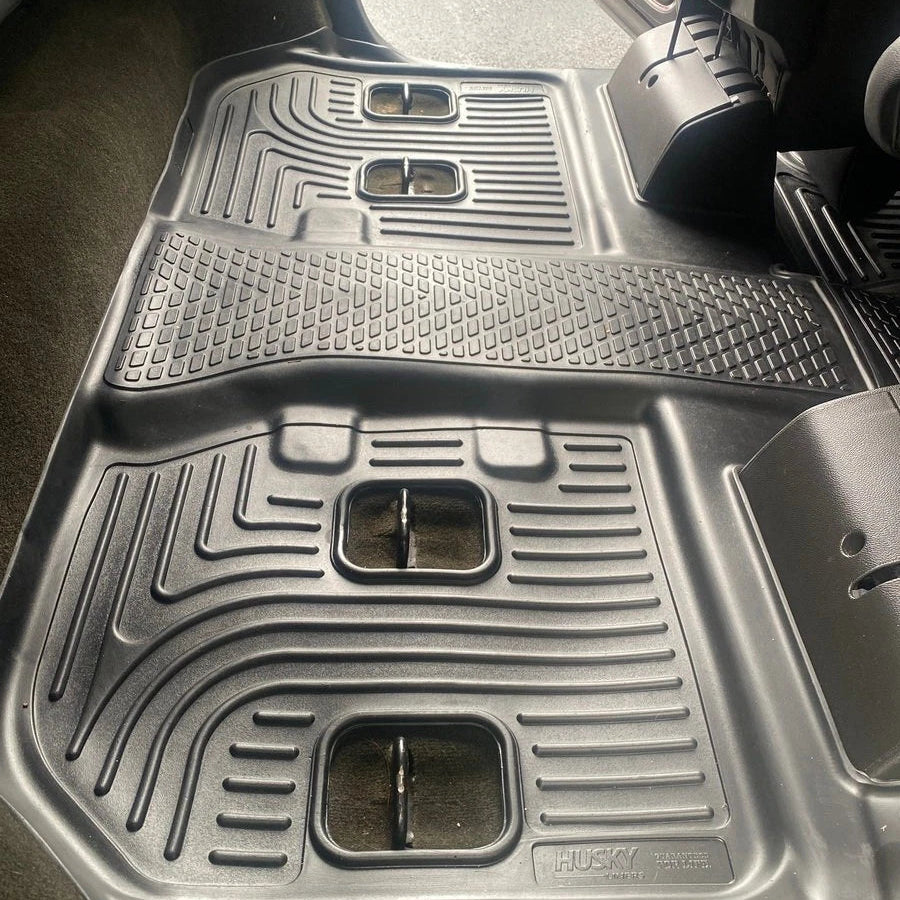 Husky WeatherBeater Floor Liners Ford Expedition Front 2pc Black 13341
