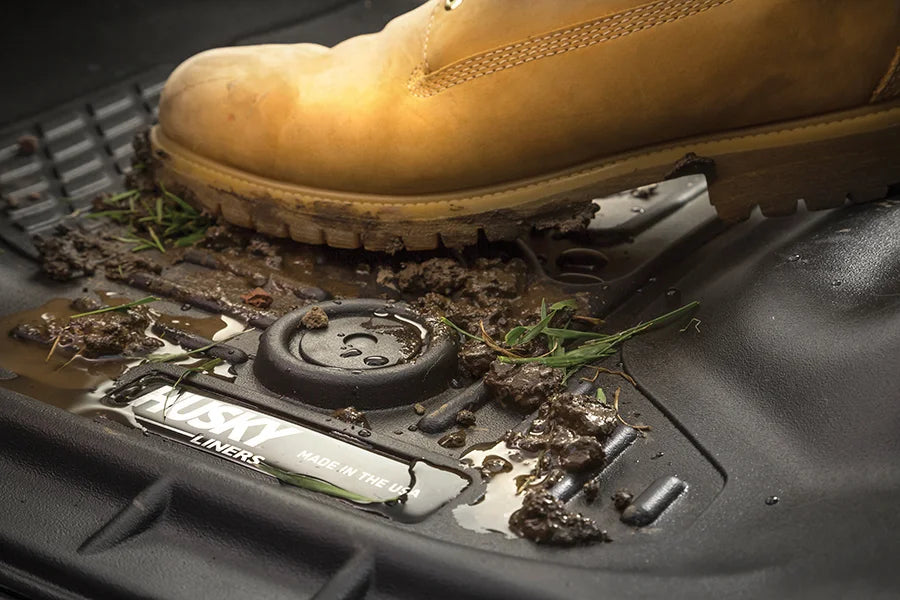 Husky WeatherBeater Floor Liners 1999-2007 Silverado Escalade Avalanche 13241